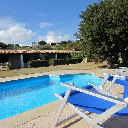 Casa vacanze Casa 300 Mt Dal Mare - Piscina - Wifi Gratuito Tertenìa