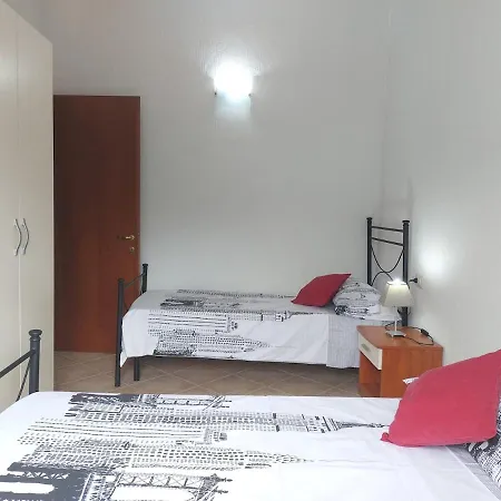 Casa 300 Mt Dal Mare - Piscina - Wifi Gratuito *